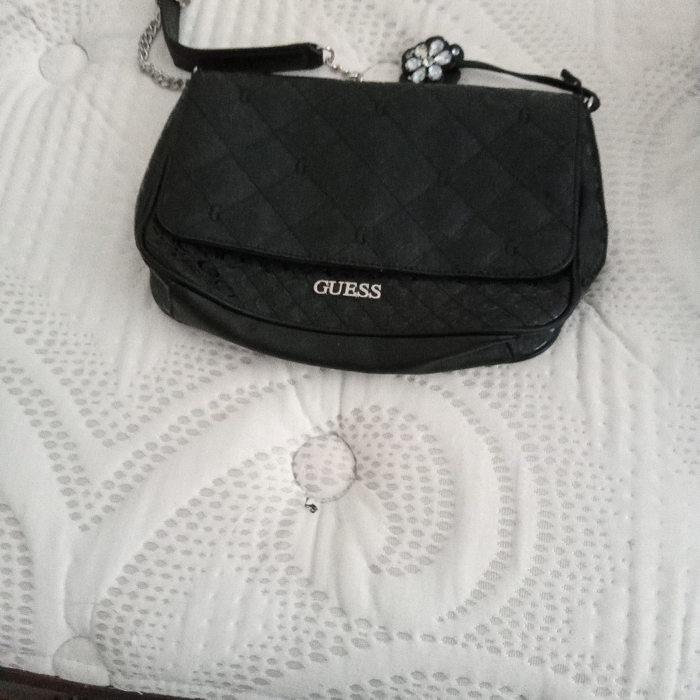 A beautiful guess tote